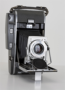 Polaroid Pathfinder 110A camera