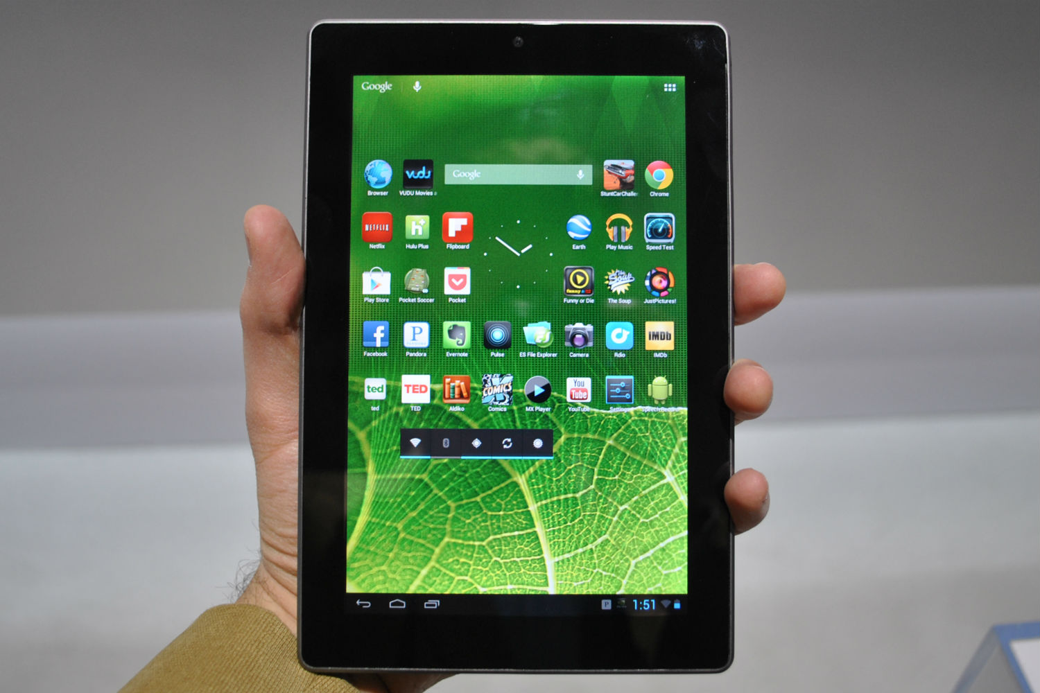 iPad本体 Vinitadhani Chandra iPad本体 Vinitadhani Chandra ePAD | Bruno MASSA