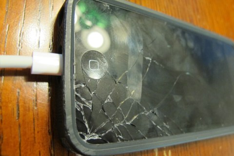 broken-iphone-5